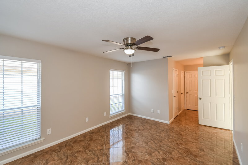 1,885/Mo, 11194 Wandering Oaks Dr Jacksonville, FL 32257 Main Bedroom View 2