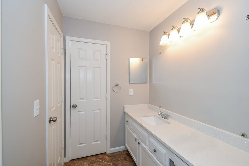 1,885/Mo, 11194 Wandering Oaks Dr Jacksonville, FL 32257 Main Bathroom View
