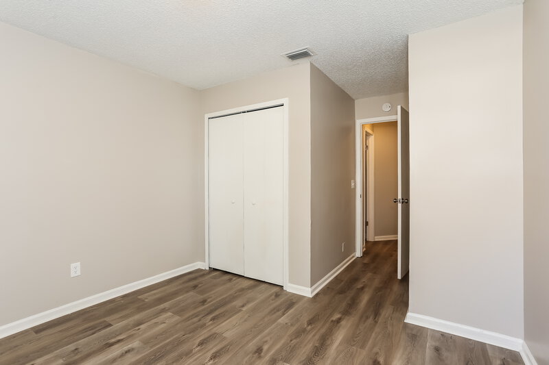 2,065/Mo, 1317 Cove Landing Dr Jacksonville, FL 32233 Bedroom View