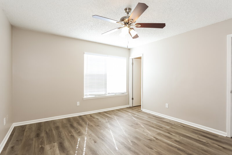 2,065/Mo, 1317 Cove Landing Dr Jacksonville, FL 32233 Bedroom View 2