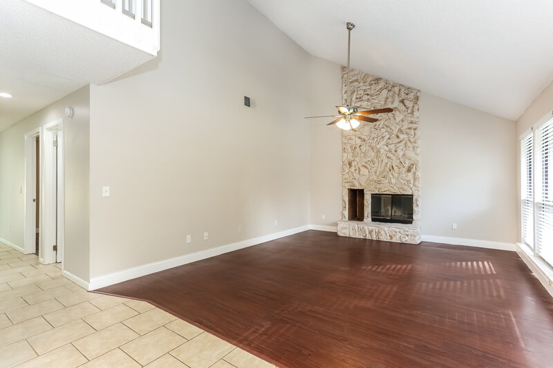 2,130/Mo, 4829 Tocobaga Ln Jacksonville, FL 32225 Living Room View 2