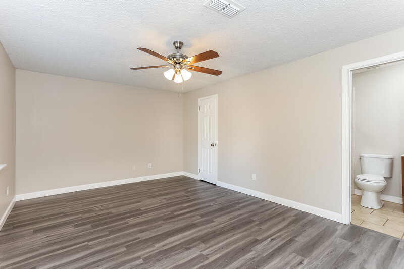 2,130/Mo, 4829 Tocobaga Ln Jacksonville, FL 32225 Main Bedroom View