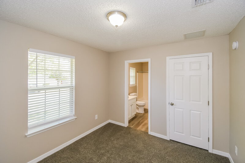 2,175/Mo, 2700 Taylor Hill Dr Jacksonville, FL 32221 Bedroom View 2