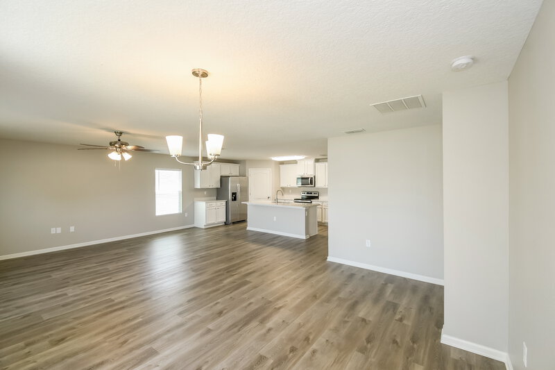 2,235/Mo, 1949 Rock Springs Way Middleburg, FL 32068 Living Room View 3