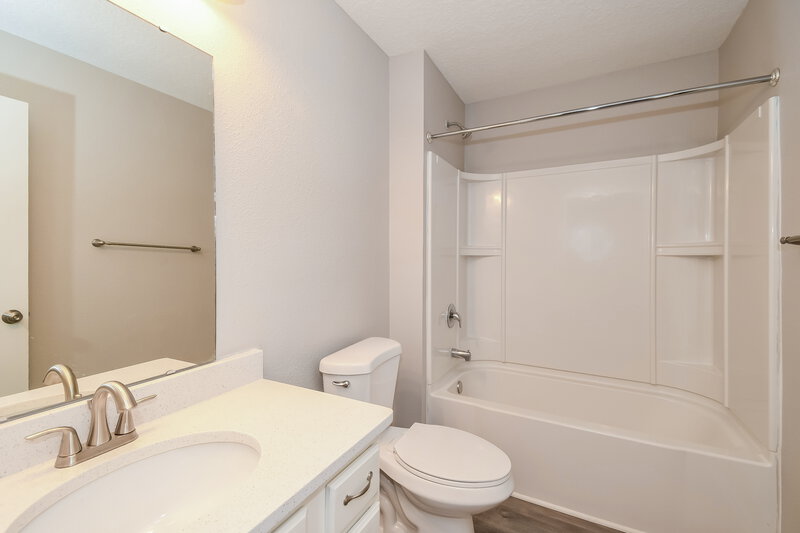 2,235/Mo, 1949 Rock Springs Way Middleburg, FL 32068 Bathroom View