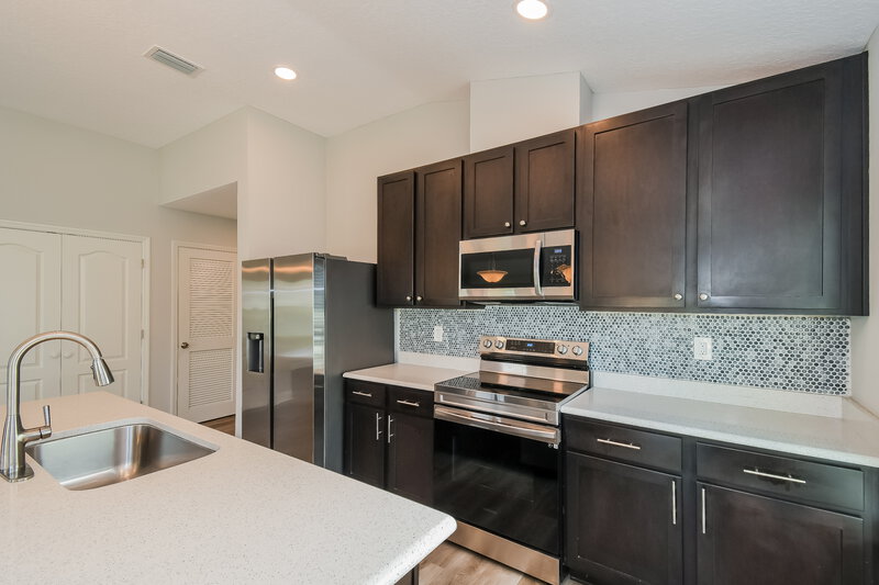 2,345/Mo, 683 Trellis Bay Dr Saint Augustine, FL 32092 Kitchen View 2