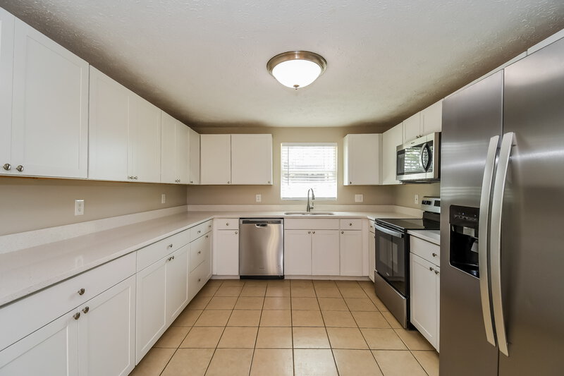 1,765/Mo, 4249 Beacon Tree Ct Jacksonville, FL 32257 Kitchen View 2