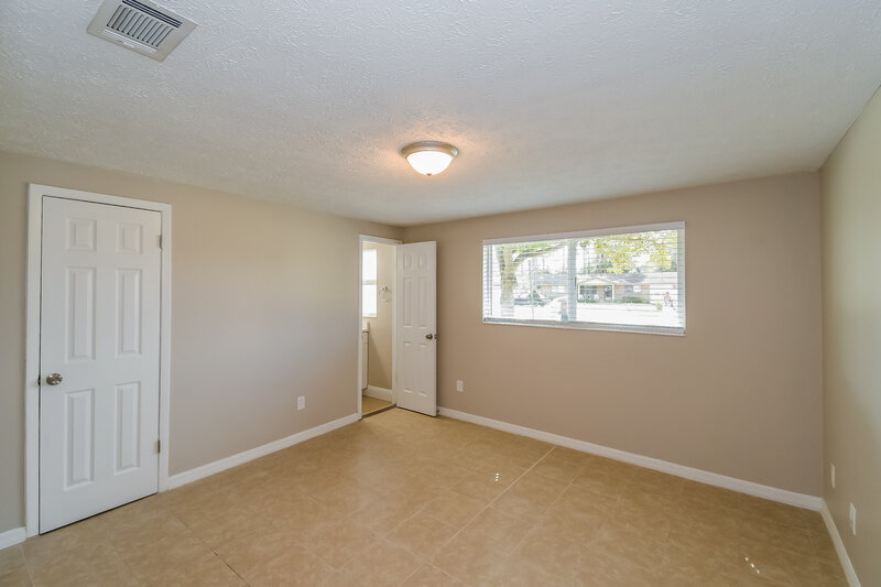 1,765/Mo, 4249 Beacon Tree Ct Jacksonville, FL 32257 Main Bedroom View