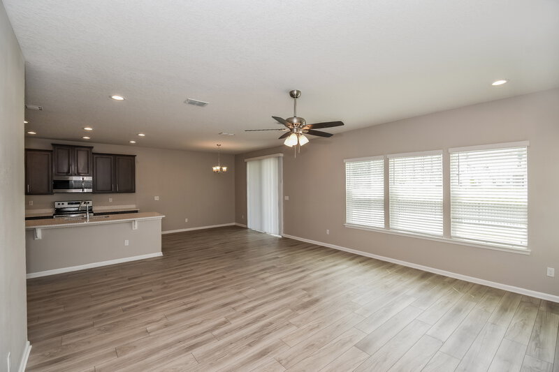 2,530/Mo, 8244 Cape Fox Dr Jacksonville, FL 32222 Living Room View 2