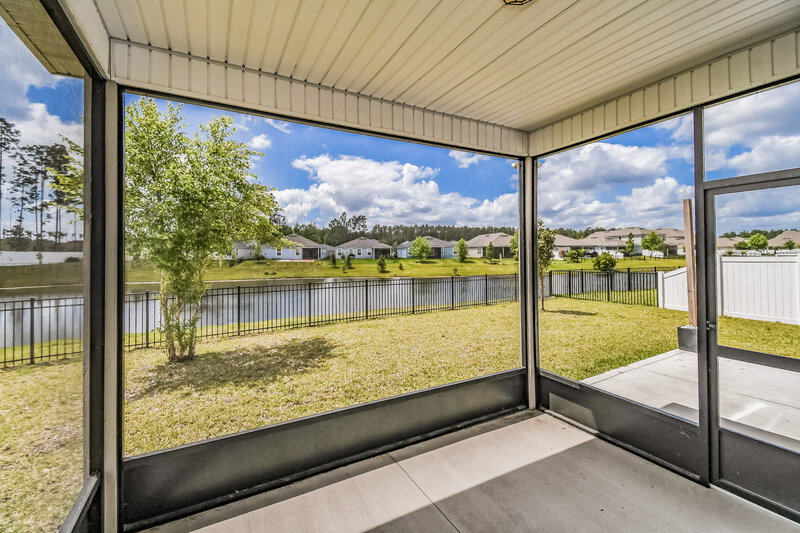 2,530/Mo, 8244 Cape Fox Dr Jacksonville, FL 32222 Sunroom View