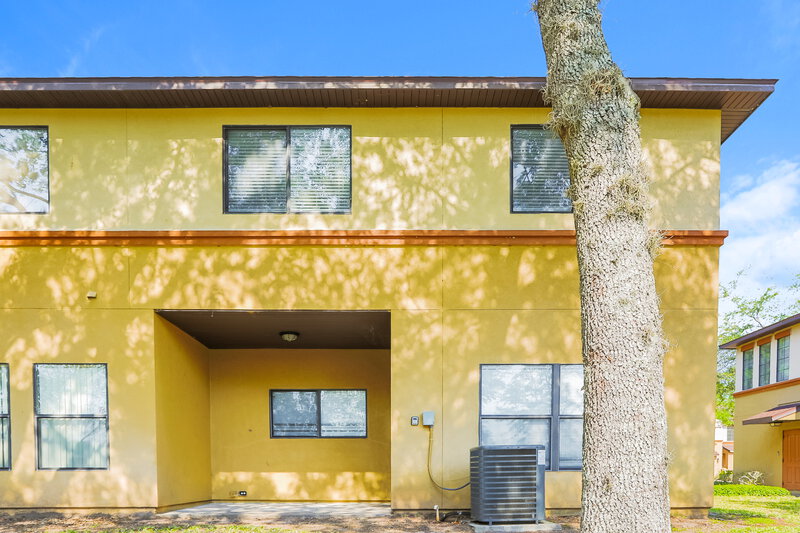1,725/Mo, 5321 Brighton Park Ln Jacksonville, FL 32210 Rear View 2