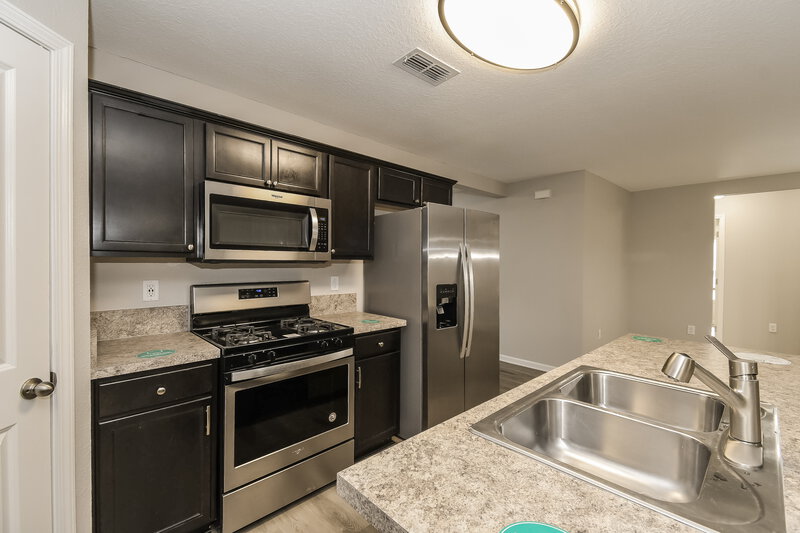 2,620/Mo, 3059 Firethorn Ave Orange Park, FL 32073 Kitchen View