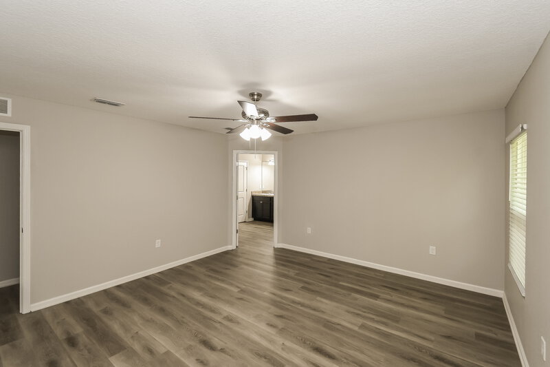 2,620/Mo, 3059 Firethorn Ave Orange Park, FL 32073 Main Bedroom View