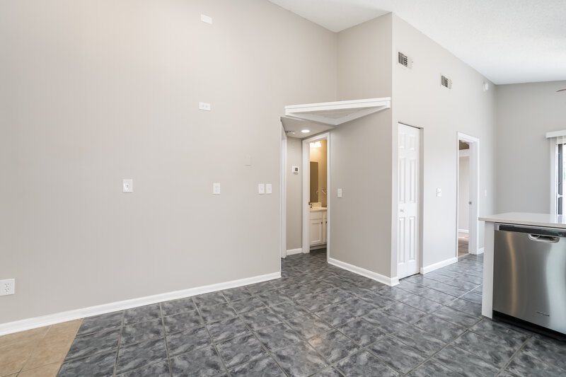 1,685/Mo, 756 Century 21 Dr Jacksonville, FL 32216 Misc View 3