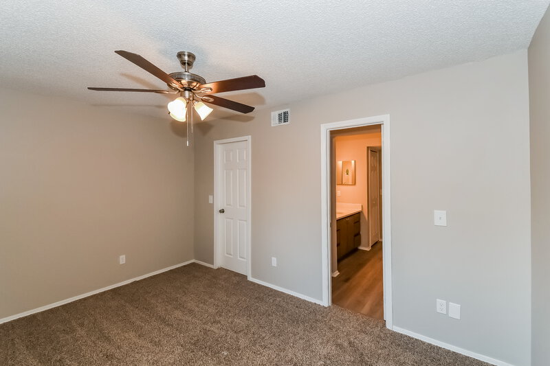 1,615/Mo, 3595 Chappi Way Jacksonville, FL 32223 Main Bedroom View 2