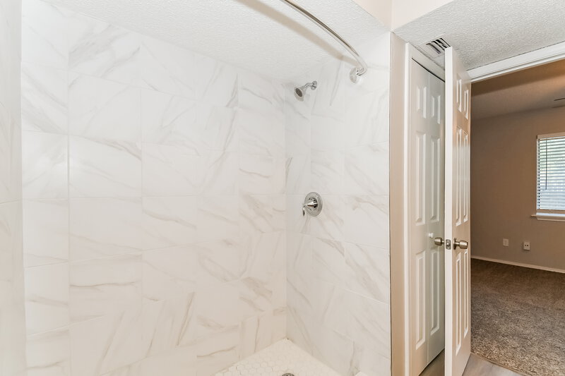 1,615/Mo, 3595 Chappi Way Jacksonville, FL 32223 Bathroom View