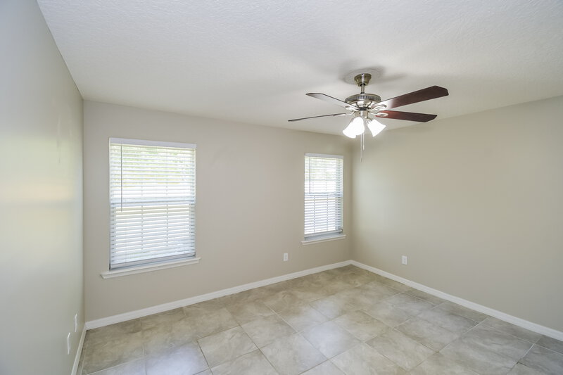 2,170/Mo, 1040 W 7th St Saint Augustine, FL 32084 Main Bedroom View