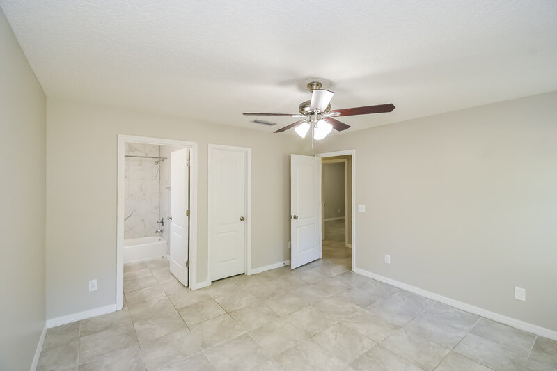 2,170/Mo, 1040 W 7th St Saint Augustine, FL 32084 Main Bedroom View 2