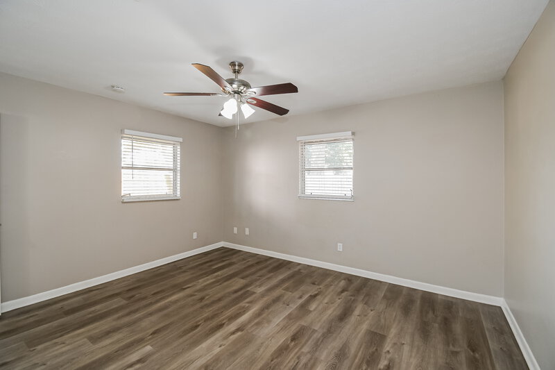 1,690/Mo, 5942 Jaguar Dr W Jacksonville, FL 32244 Main Bedroom View