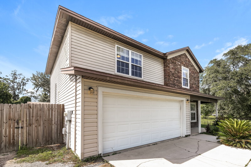 2,160/Mo, 7053 Civic Club Dr Jacksonville, FL 32219 Front View