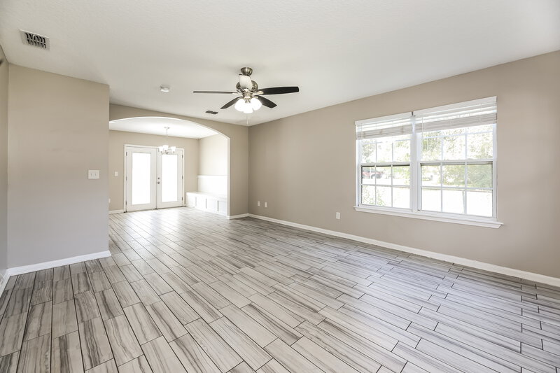 2,160/Mo, 7053 Civic Club Dr Jacksonville, FL 32219 Living Room View 2