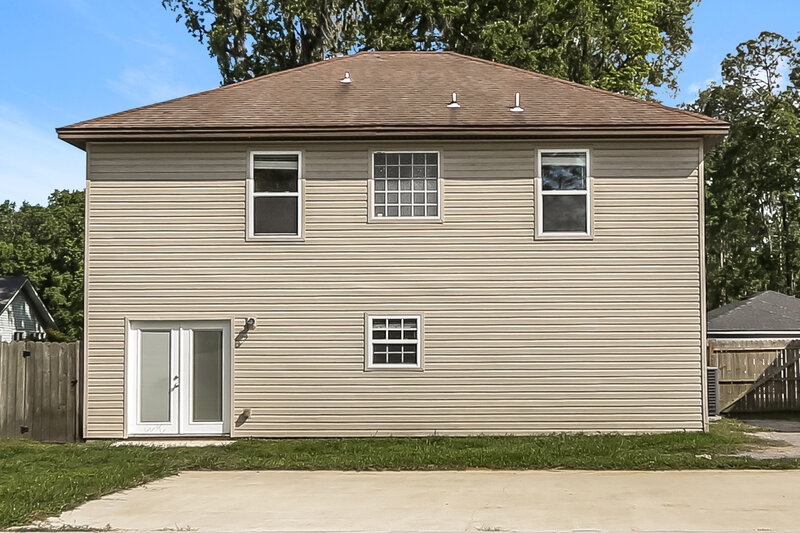 2,160/Mo, 7053 Civic Club Dr Jacksonville, FL 32219 Rear View