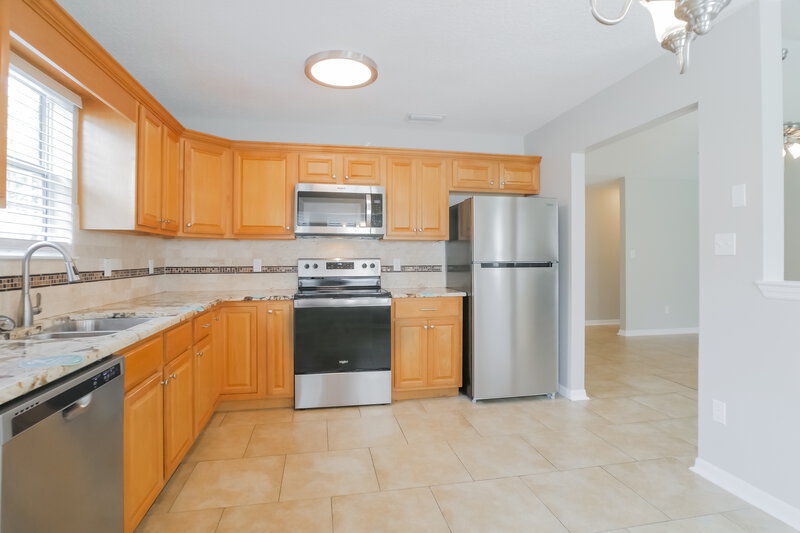 1,915/Mo, 1334 Truman Dr Saint Augustine, FL 32084 Kitchen View