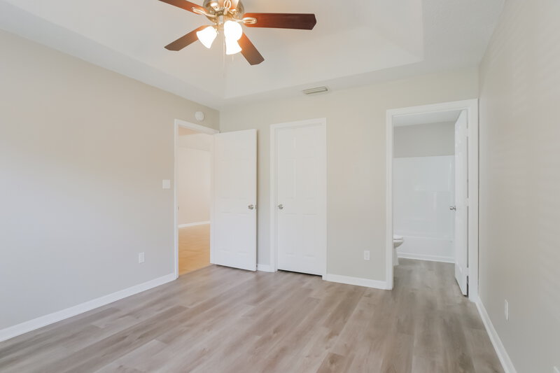 1,915/Mo, 1334 Truman Dr Saint Augustine, FL 32084 Main Bedroom View