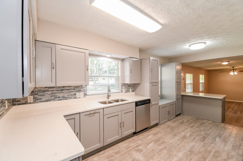 2,380/Mo, 14124 Pleasant Point Ln Jacksonville, FL 32225 Kitchen View 2
