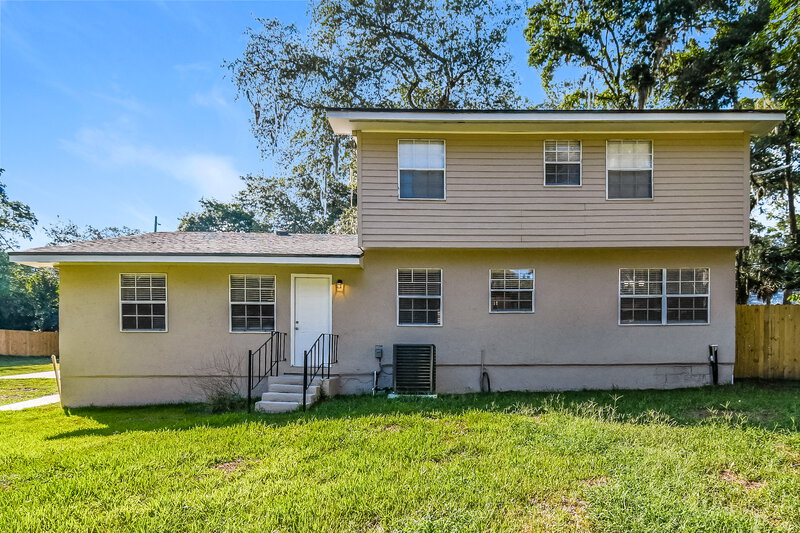 2,380/Mo, 14124 Pleasant Point Ln Jacksonville, FL 32225 Rear View
