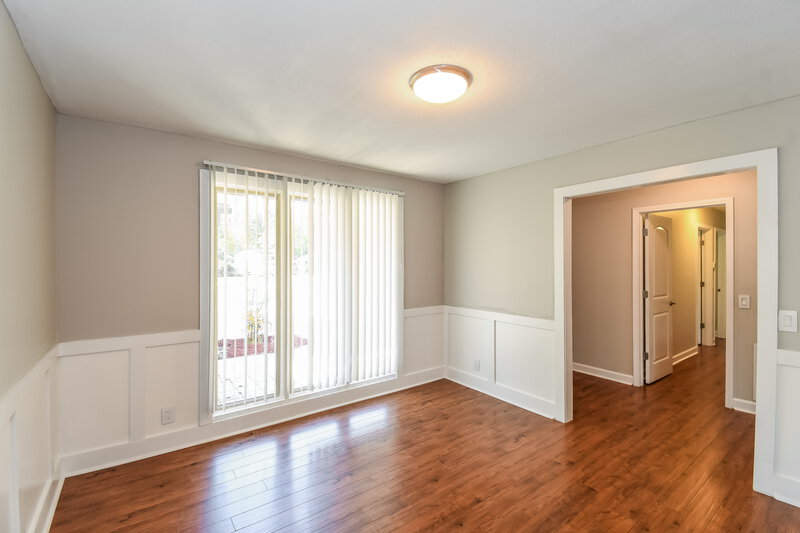 2,330/Mo, 11413 Scott Mill Rd Jacksonville, FL 32223 Dining Room View