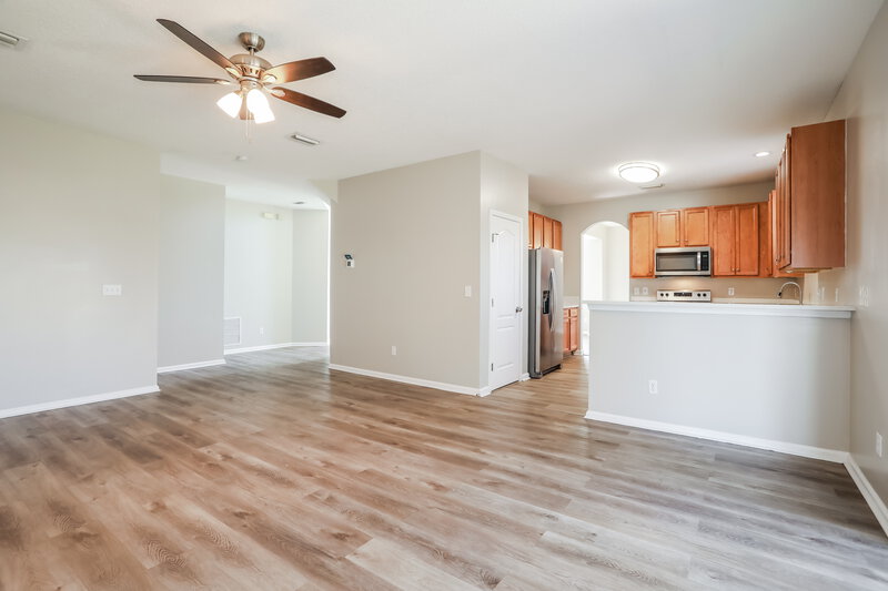 2,515/Mo, 880 Thoroughbred Dr Orange Park, FL 32065 Living Room View