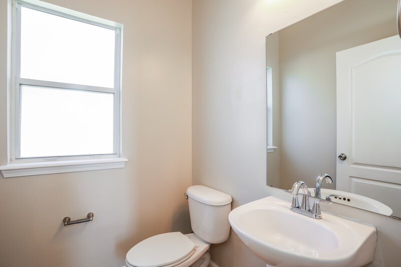 2,515/Mo, 880 Thoroughbred Dr Orange Park, FL 32065 Bathroom View