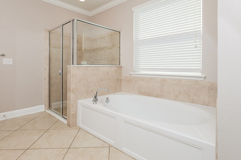 3,330/Mo, 252 Saint Kitts Loop Saint Augustine, FL 32092 Main Bathroom View 2