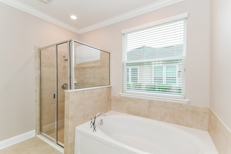 4,480/Mo, 252 Saint Kitts Loop Saint Augustine, FL 32092 Main Bathroom View 2