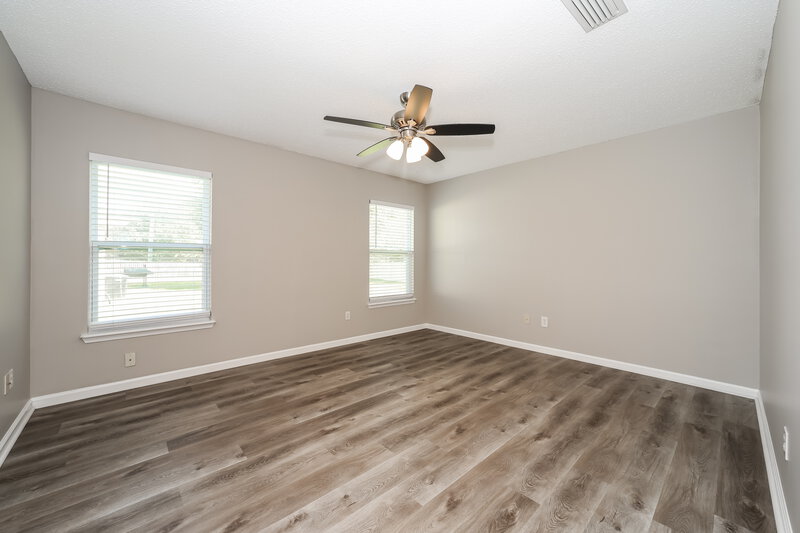 1,825/Mo, 45 Perry Creek Dr Jacksonville, FL 32220 Living Room View 3
