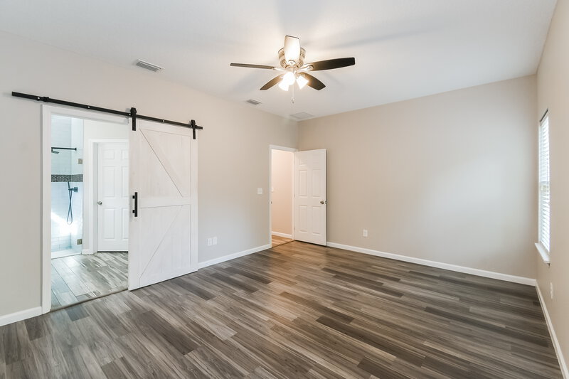 2,100/Mo, 1515 Julia St Green Cove Springs, FL 32043 Main Bedroom View