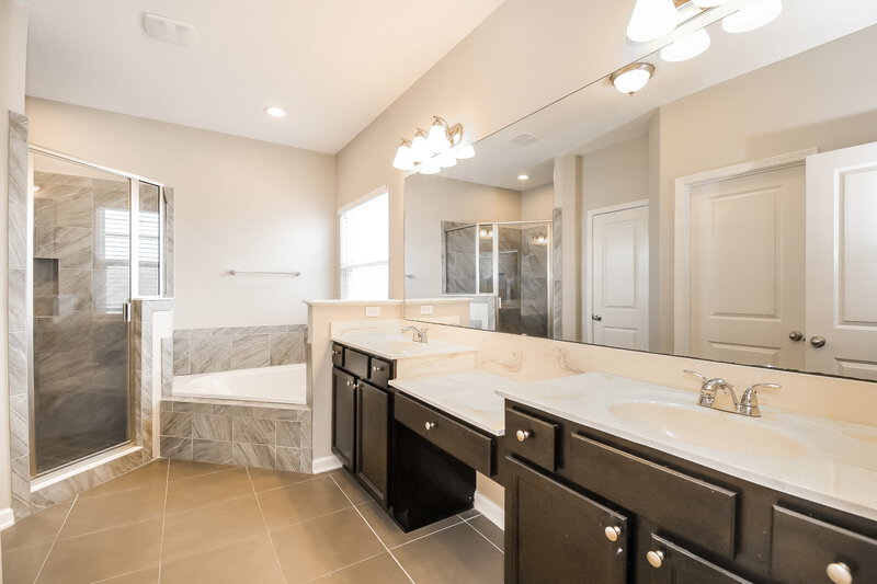 2,615/Mo, 59 Mercutio Ln Saint Augustine, FL 32092 Main Bathroom View