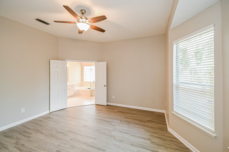 2,870/Mo, 4414 Summer Walk Ct Jacksonville, FL 32258 Main Bedroom View 2