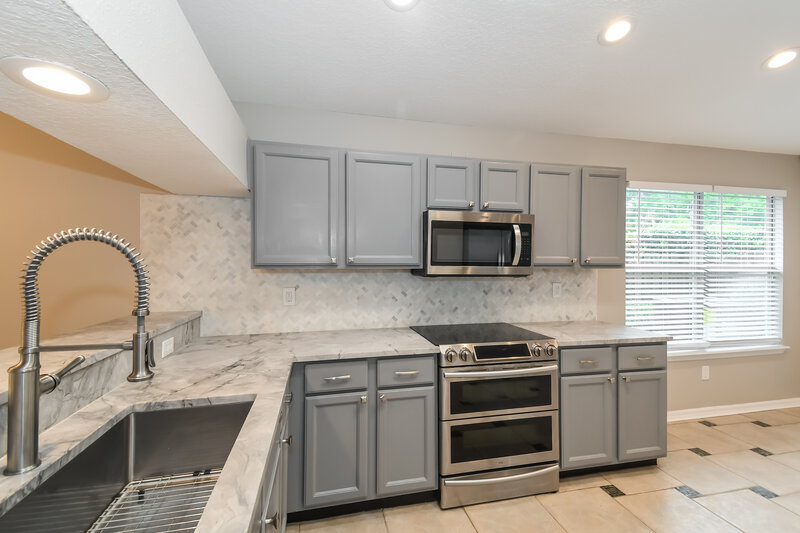 2,865/Mo, 4737 Kernan Mill Ln E Jacksonville, FL 32224 Kitchen View