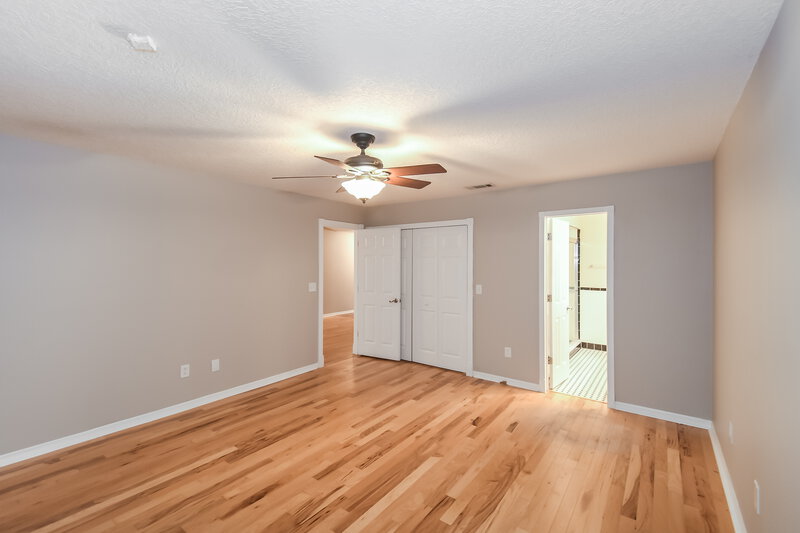 2,865/Mo, 4737 Kernan Mill Ln E Jacksonville, FL 32224 Main Bedroom View 2