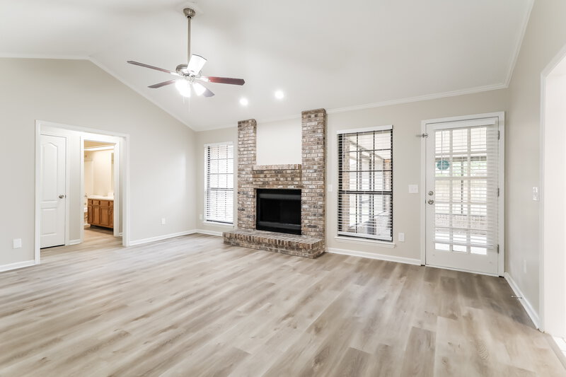 2,640/Mo, 3276 Totall Oaks Ct Jacksonville, FL 32223 Living Room View