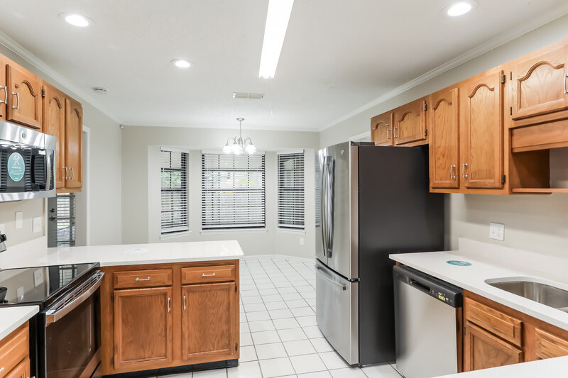 2,640/Mo, 3276 Totall Oaks Ct Jacksonville, FL 32223 Kitchen View 2