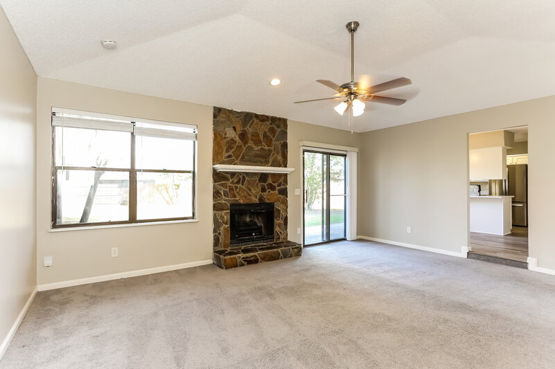 1,700/Mo, 8539 Echoridge Ct Jacksonville, FL 32244 Living Room View