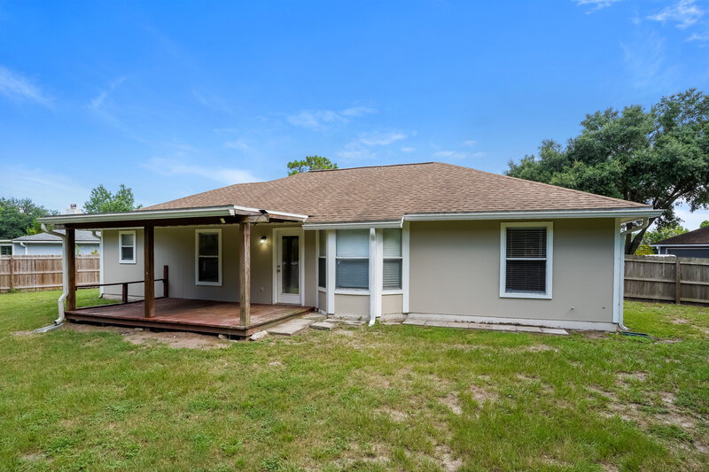 2,730/Mo, 2826 Affirmed Ct Green Cove Springs, FL 32043 Rear View