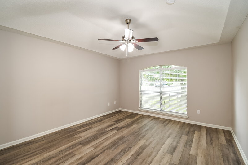 1,830/Mo, 2656 Creekfront Dr Green Cove Springs, FL 32043 Main Bedroom View