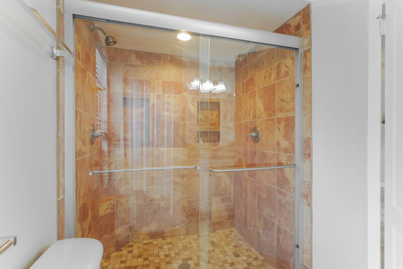 2,205/Mo, 11284 Southbury Pl Jacksonville, FL 32257 Main Bathroom View 2