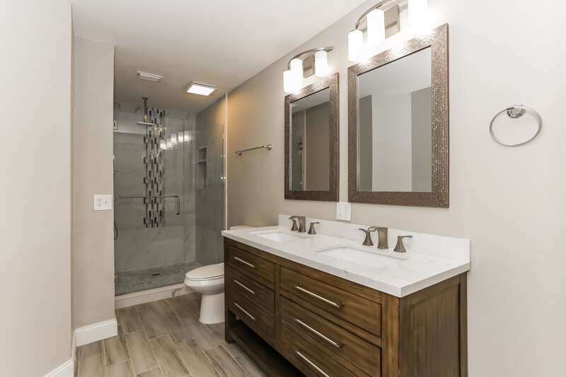 2,265/Mo, 2623 Cobblestone Forest Cir E Jacksonville, FL 32225 Main Bathroom View