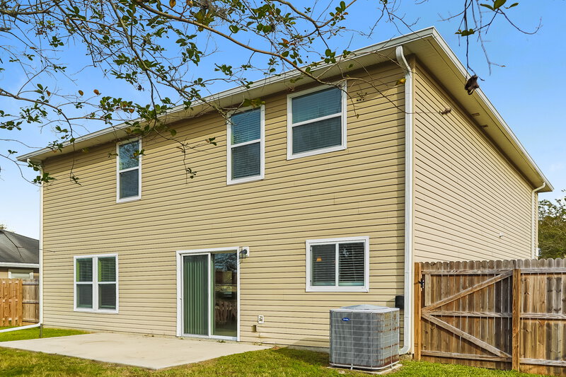 2,340/Mo, 1251 Nochaway Dr Saint Augustine, FL 32092 Rear View