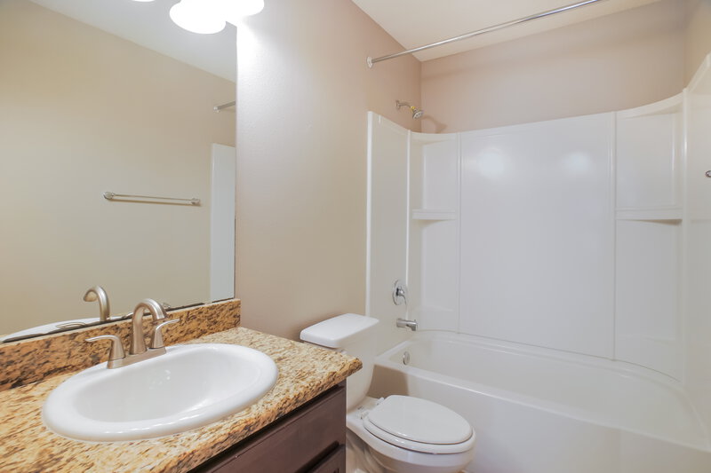 2,395/Mo, 211 Buck Run Way Saint Augustine, FL 32092 Bathroom View 2